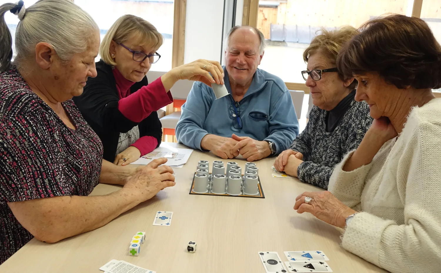 Jeu de gobelets SPIKTO en groupe